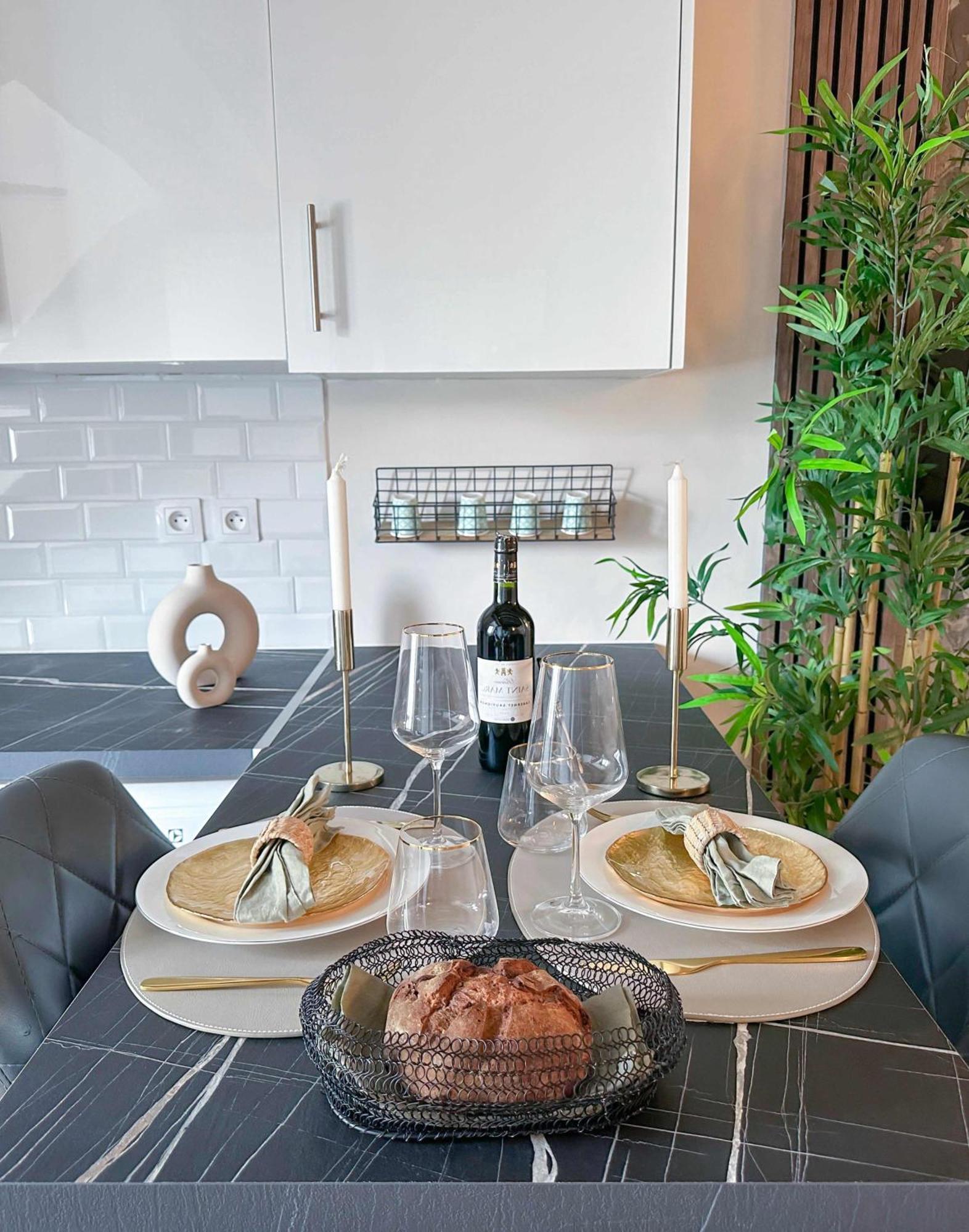1612 B - In Pigalle Appartement *